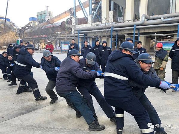 公司舉辦“愛(ài)我中華，慶祝新中國(guó)70周年”職工拔河、趣味運(yùn)動(dòng)聯(lián)誼賽——剪影